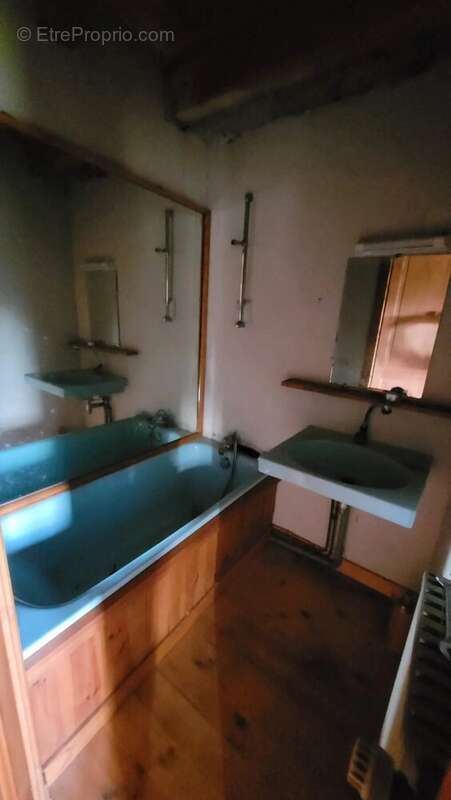 Maison à LE CHAMBON-SUR-LIGNON