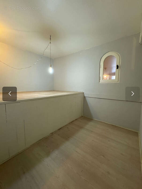 Appartement à MARSEILLE-1E