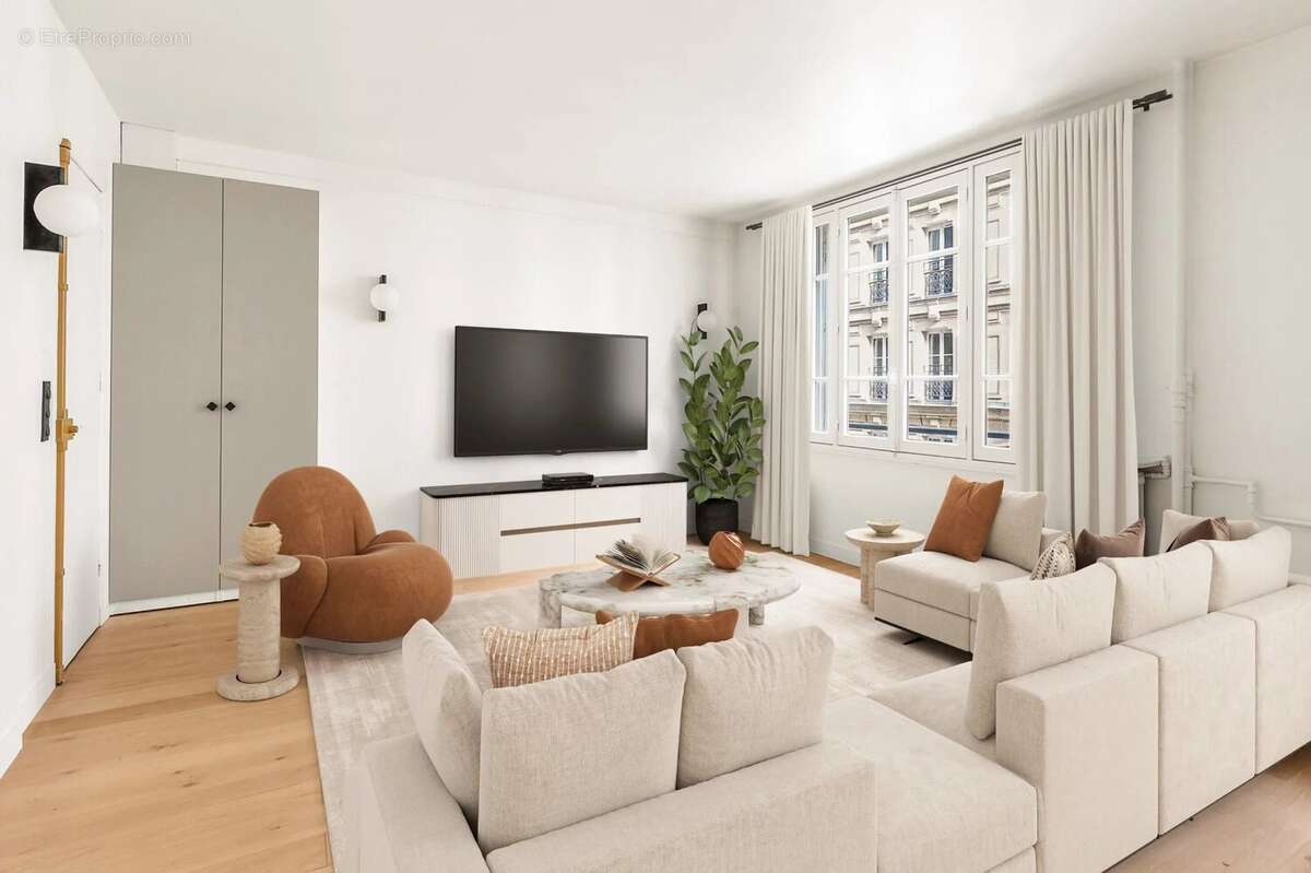 Appartement à PARIS-9E