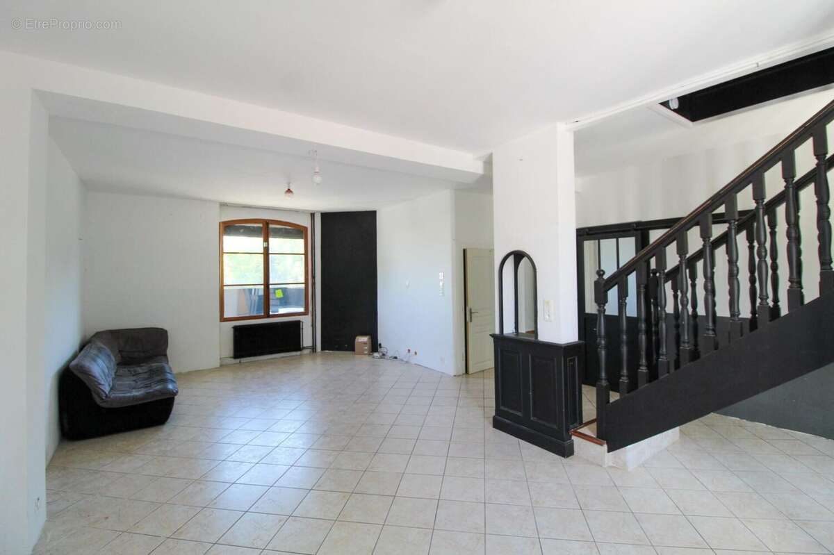 Photo 8 - Maison à MONTCEAU-LES-MINES