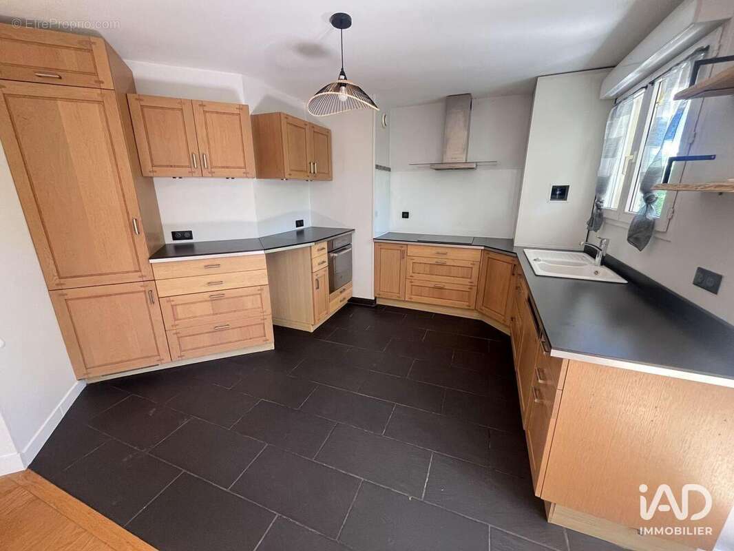 Appartement 82 m² à Poisy  - photo 6