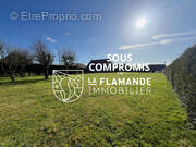 Terrain à WALLON-CAPPEL