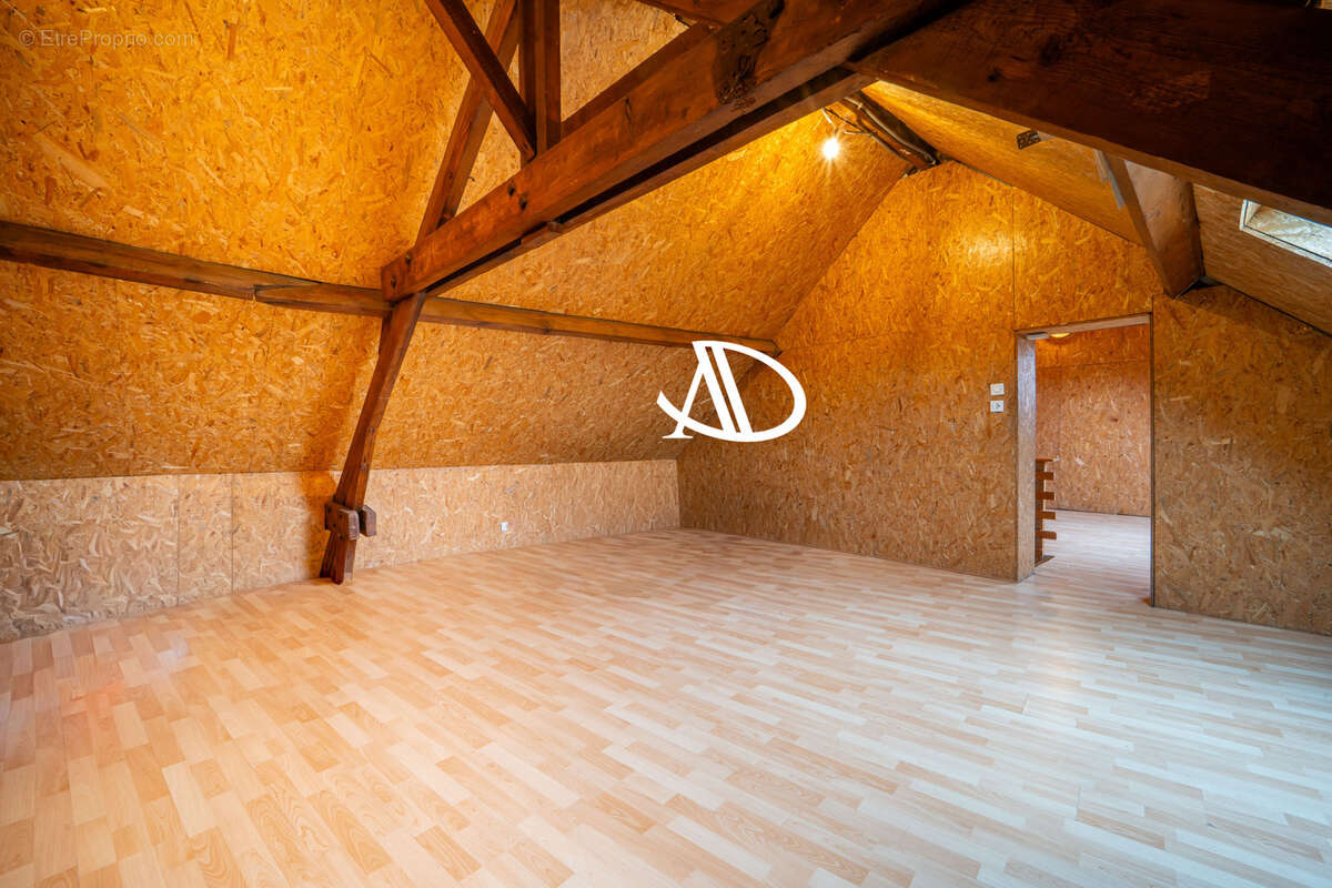 Maison familiale 5 chambres + bureau+ jardin+ cave - photo 11