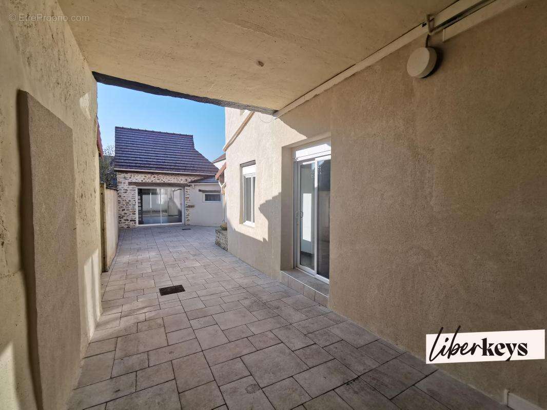 Maison à MARCOUSSIS