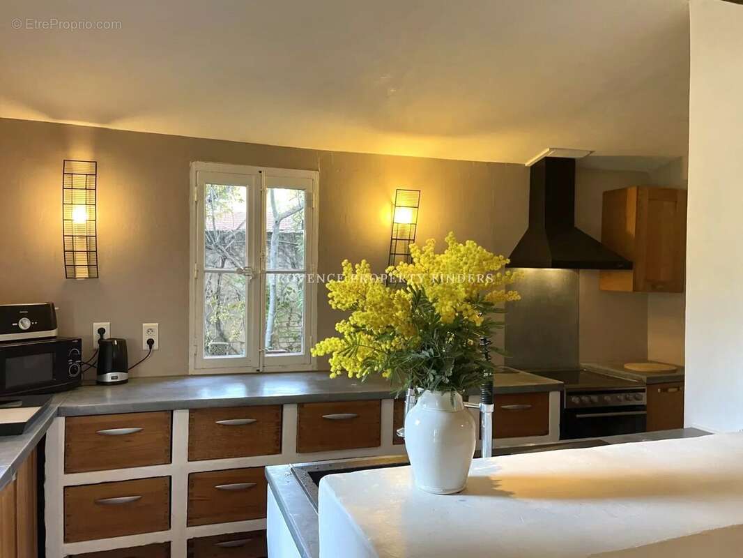 Maison à VILLECROZE