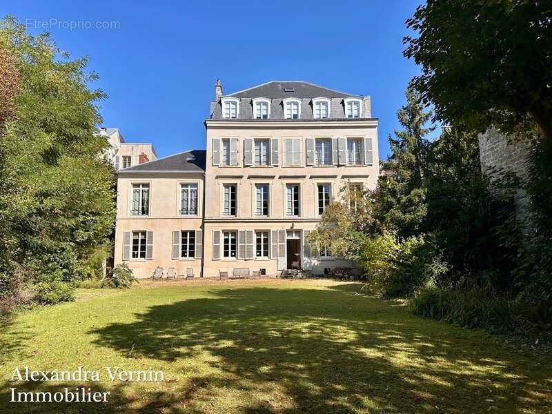 Appartement à SAINT-GERMAIN-EN-LAYE