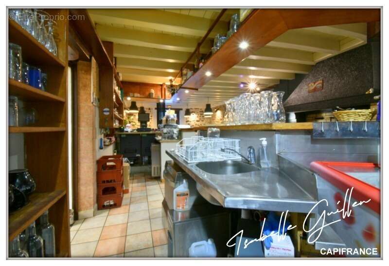 Maison à NERIS-LES-BAINS