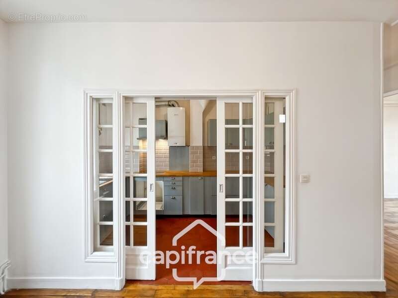 Appartement familial, en parfait état, 5 pièces, 113 m2, à  FONTENAY SOUS BOIS (94), rue Mot, proche RER et Bois - photo 4