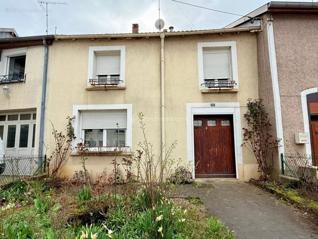 Maison à LIFFOL-LE-GRAND