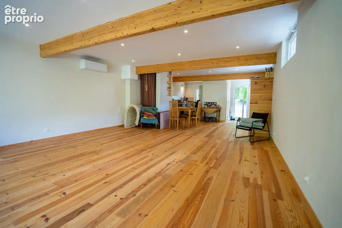 Maison en pierre avec chalet indépendant, sauna et terrain de 1,5 ha   Vue dégagée - photo 24