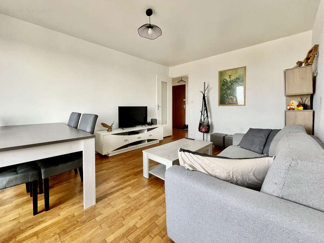 Appartement à MONDEVILLE