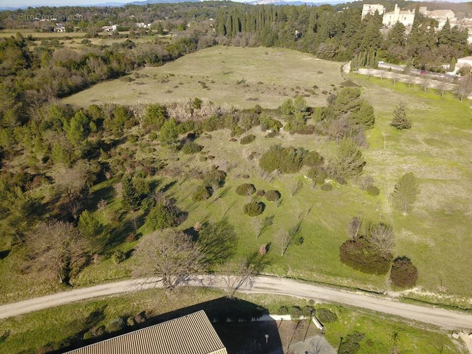 Terrain à ASSAS