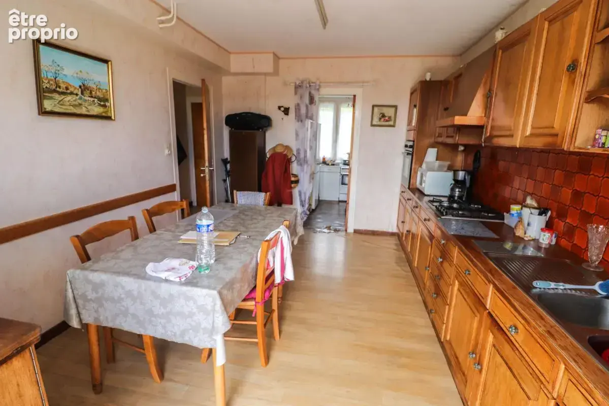 Brasparts: 4 chambres, 42 m² de potentiel supplémentaire et une vue dominante : une maison familiale à faire évoluer selon vos e - photo 4