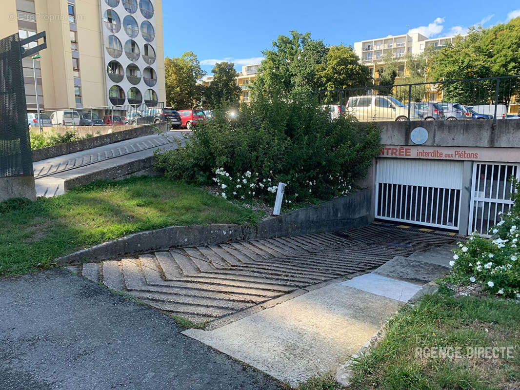 Parking à RENNES