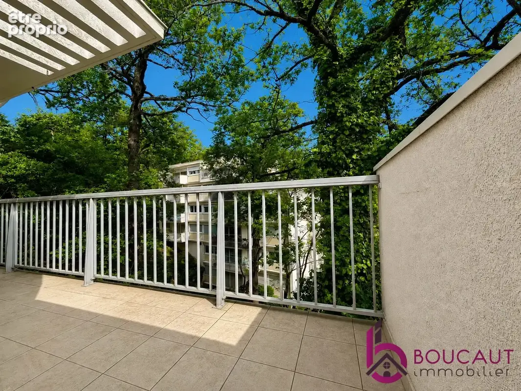 Appartement 4 pièces 79 m² à vendre à Le Plessis-Robinson (92350) - photo 2