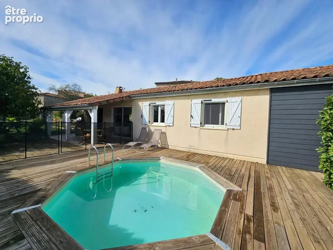 SUD ARDÈCHE – SAINT-PAUL-LE-JEUNE (07460) Coup de cœur assuré ! Charmante villa de plain-pied sans aucun travaux, sur grand terr - photo 2