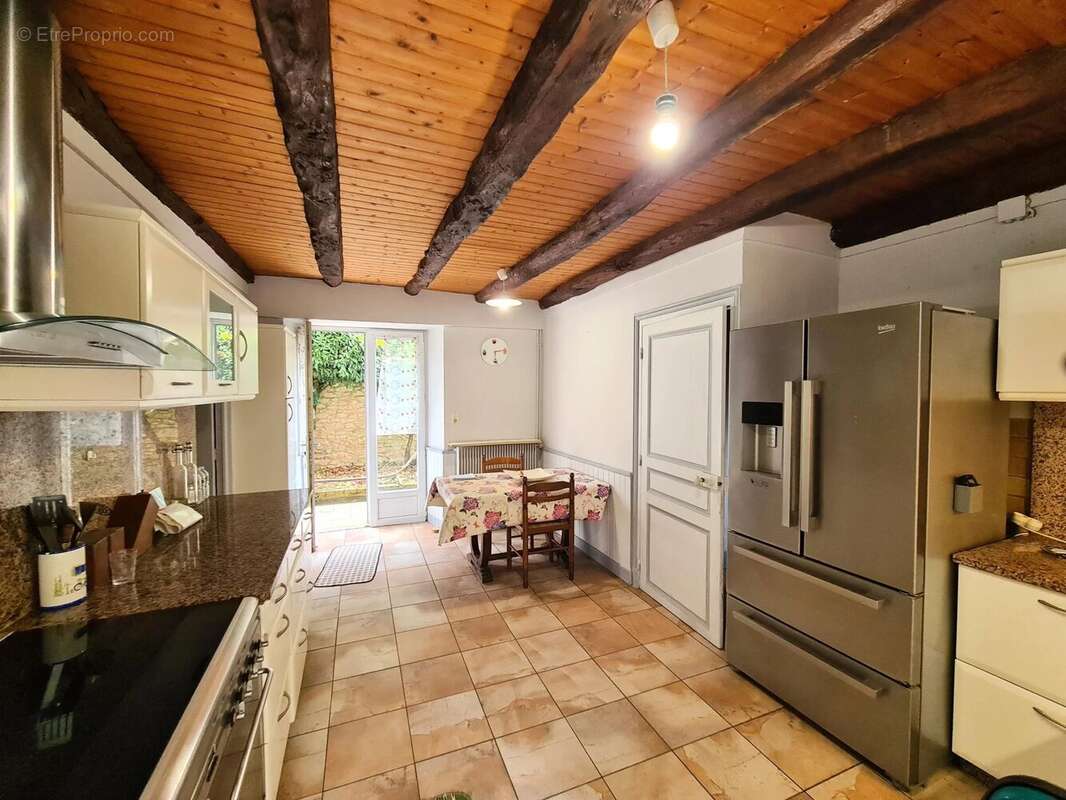 Deux maisons périgourdines en pierre et 3 appartements dans le centre de Sarlat avec piscine - photo 10