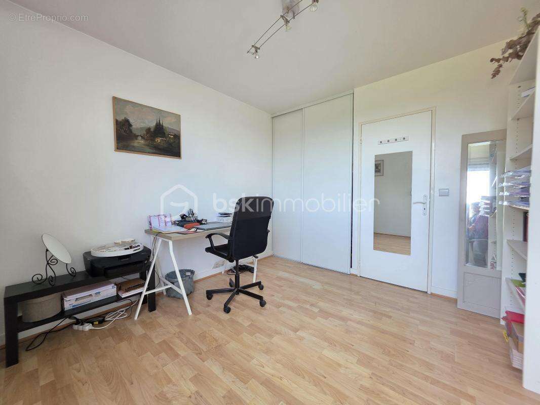 Appartement à BALLAINVILLIERS