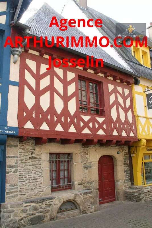 Maison à JOSSELIN