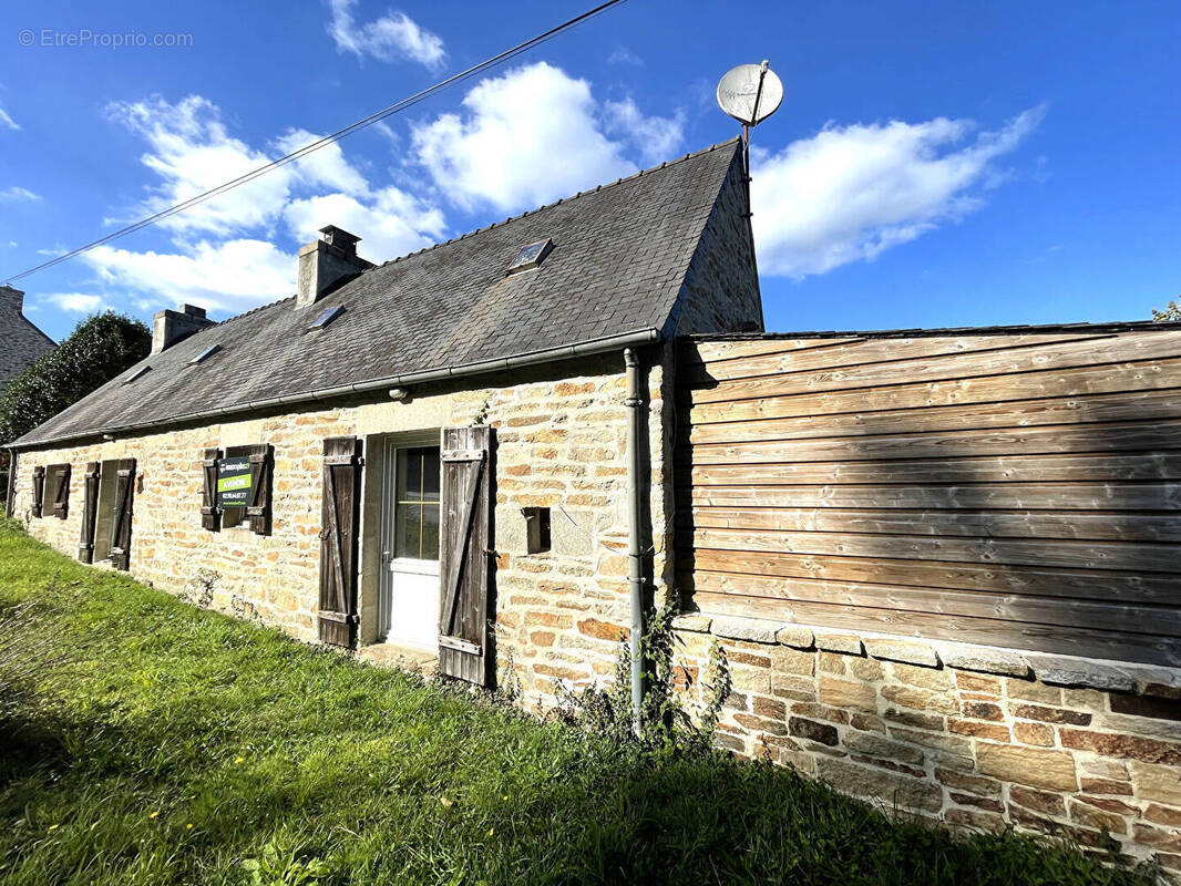 Maison à PLUGUFFAN