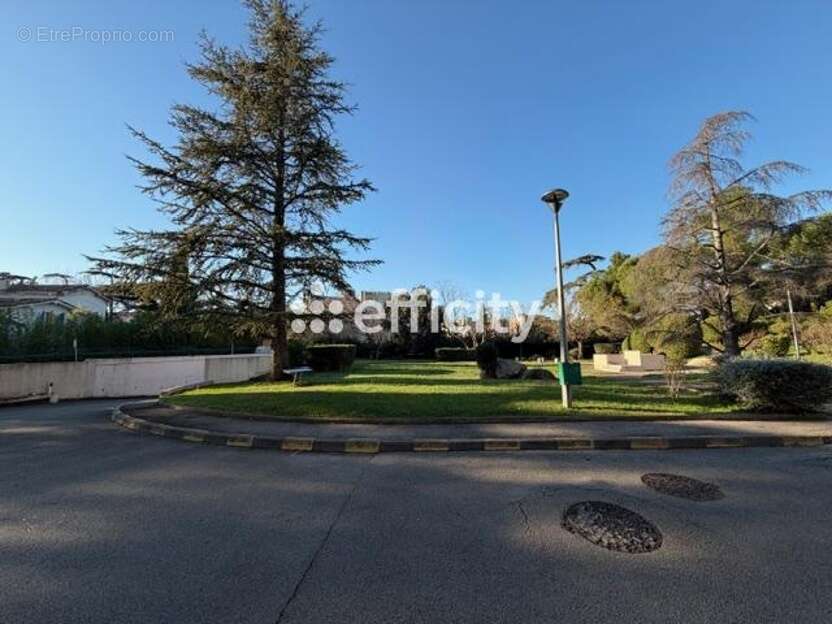 Appartement à MARSEILLE-12E