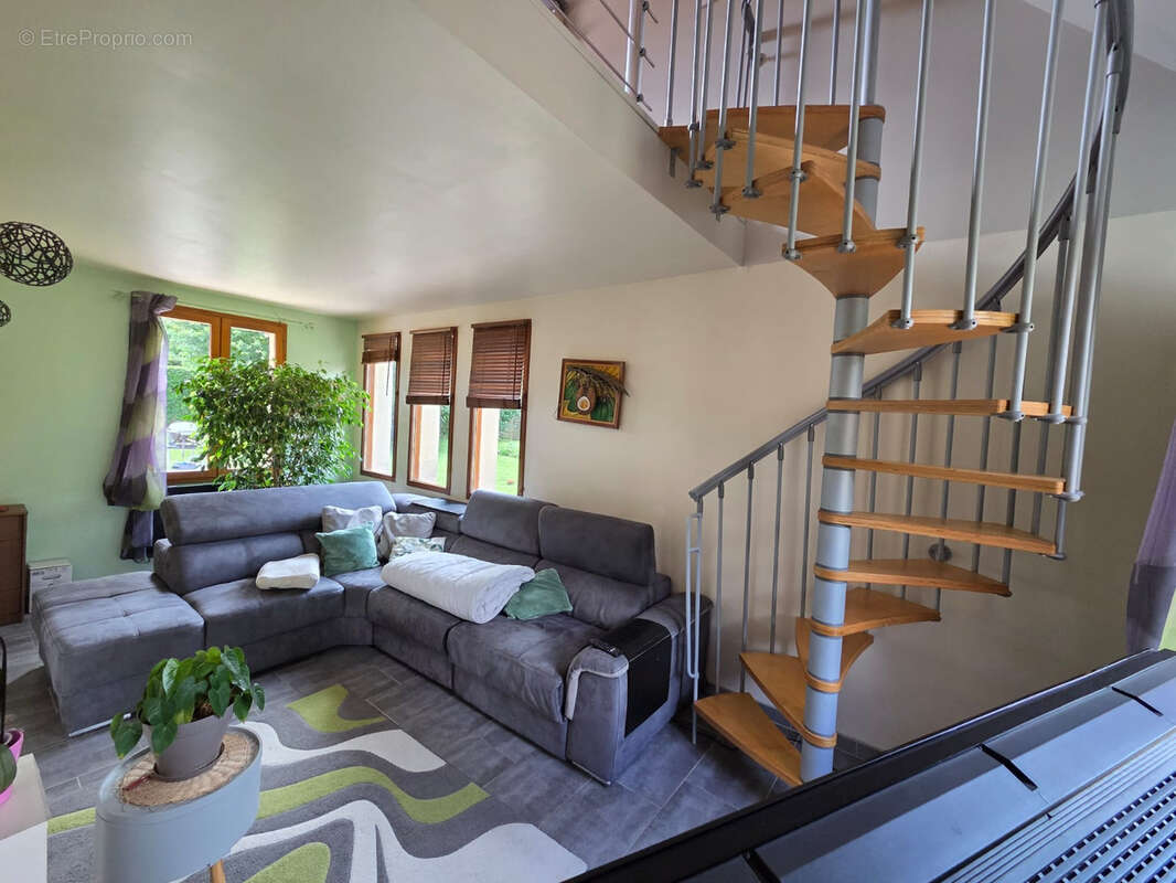 Maison à VILLIERS-SUR-MORIN