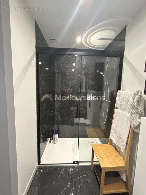 Maison à SAINTE-EULALIE-EN-BORN