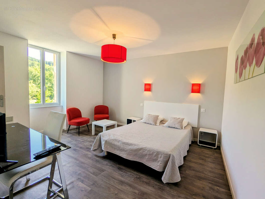 Appartement à CEILHES-ET-ROCOZELS