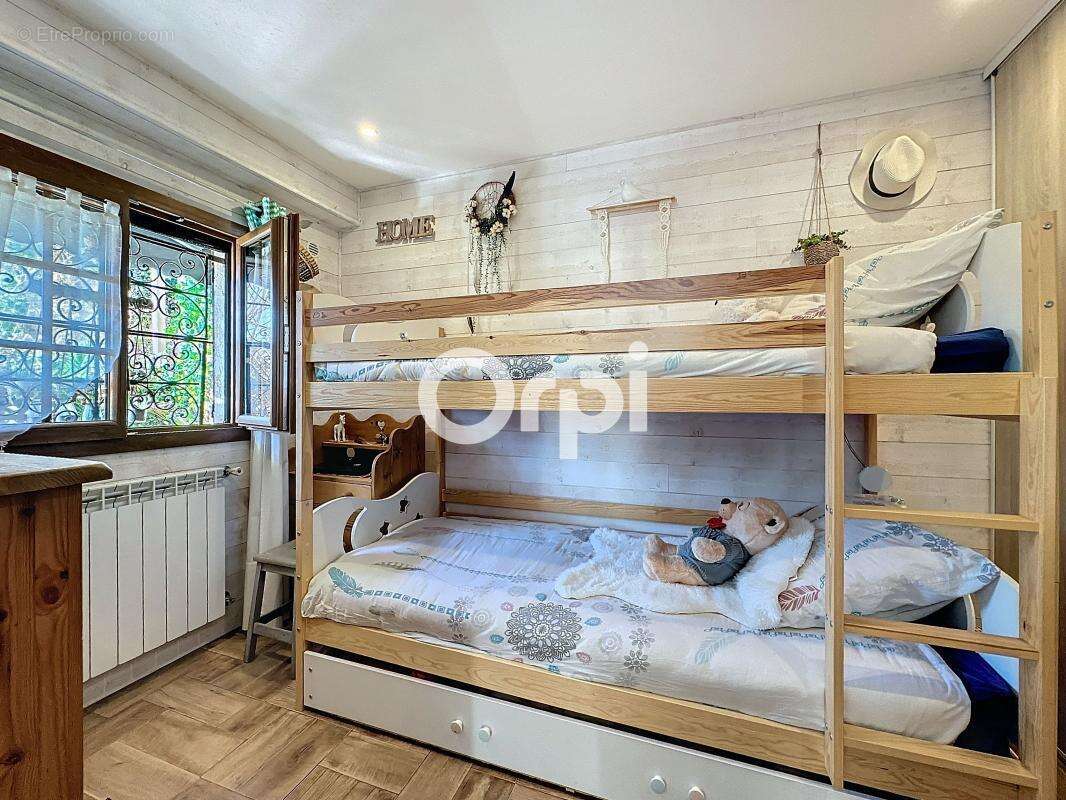 Appartement à LA COLLE-SUR-LOUP