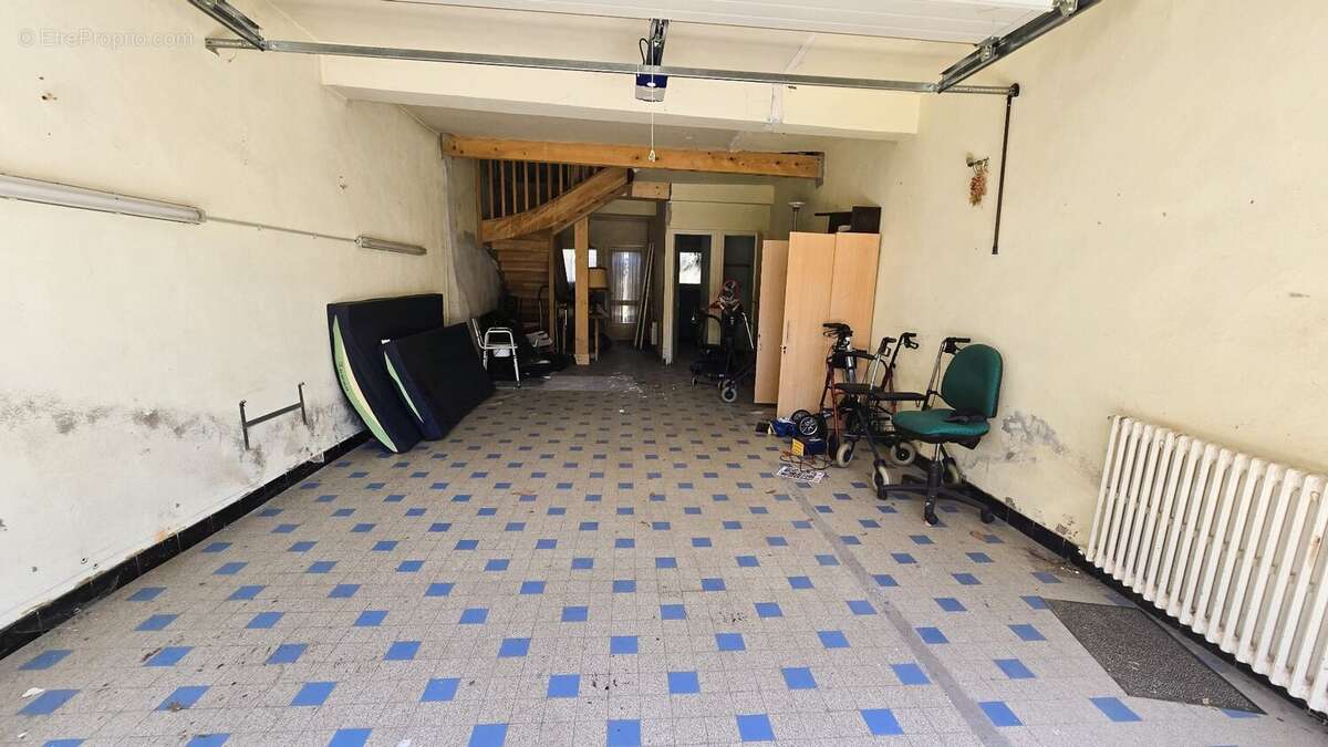 Maison a renover - photo 2