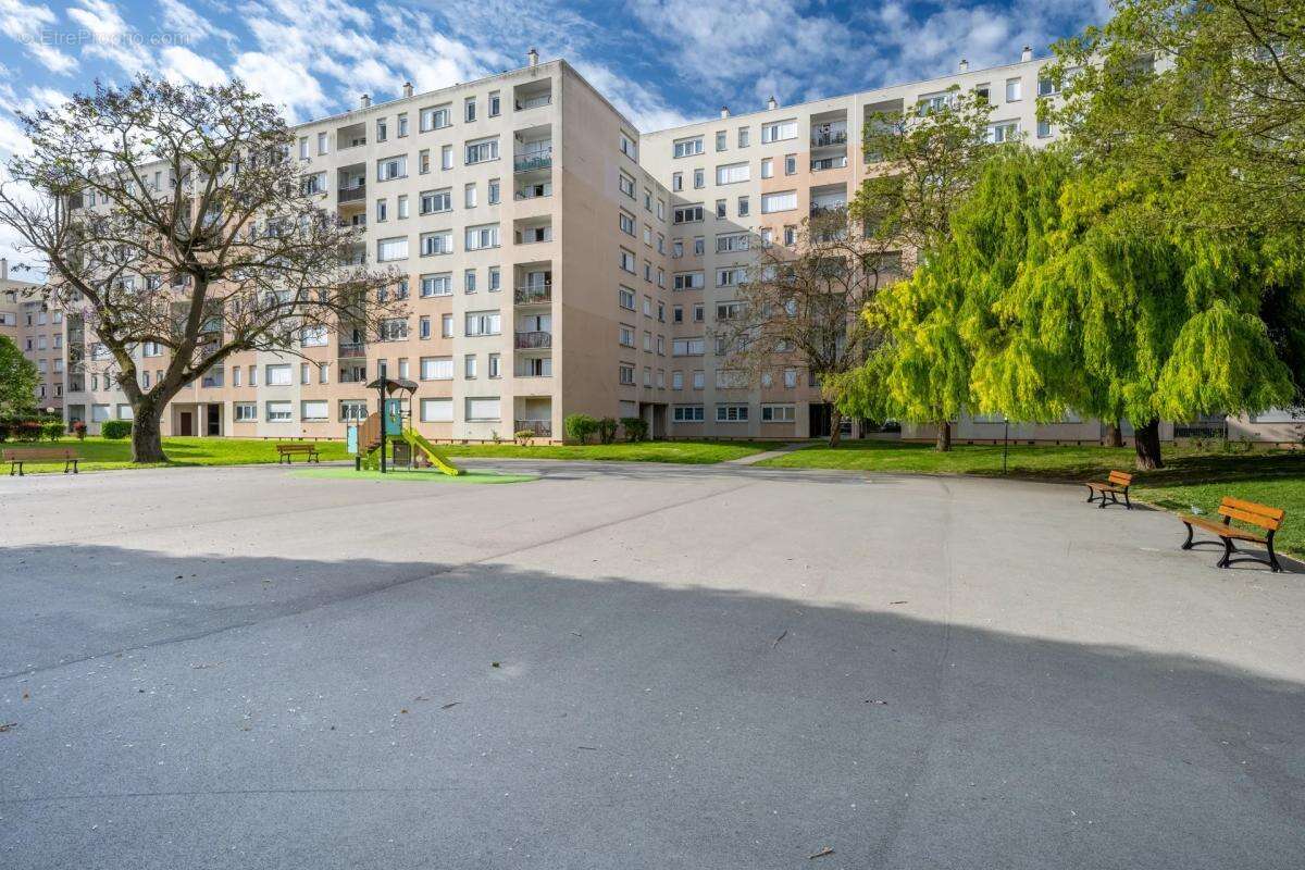 Appartement à SAINT-GRATIEN