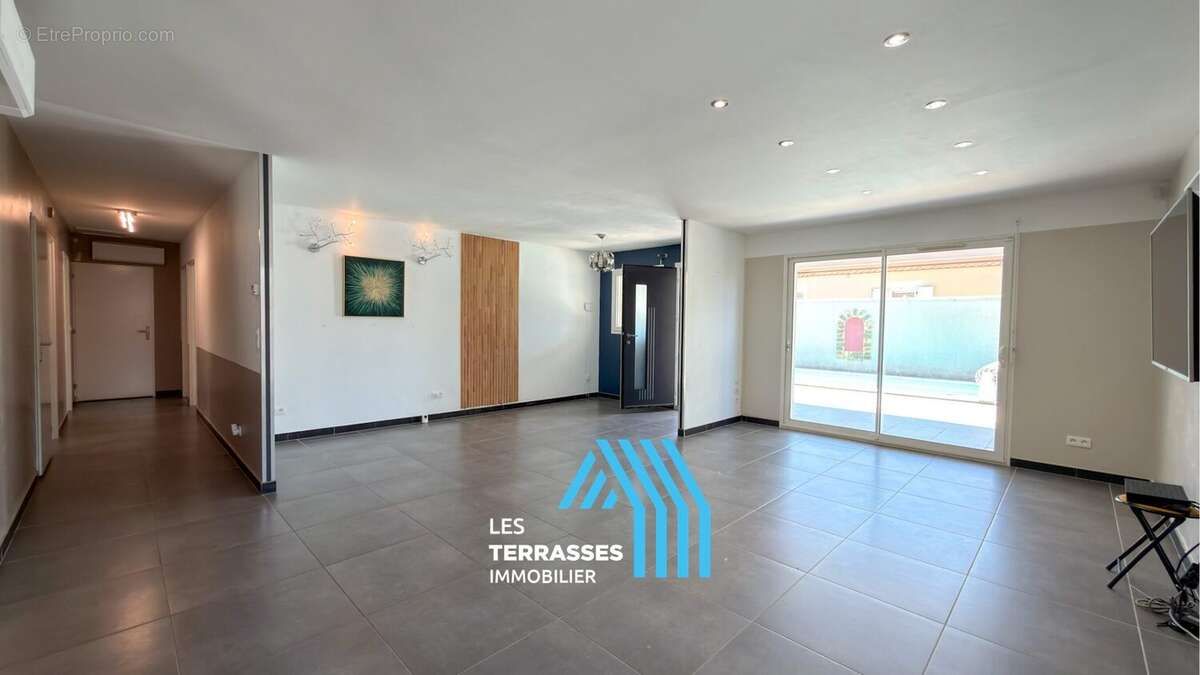 Maison 117 m² à Montelimar  - photo 8