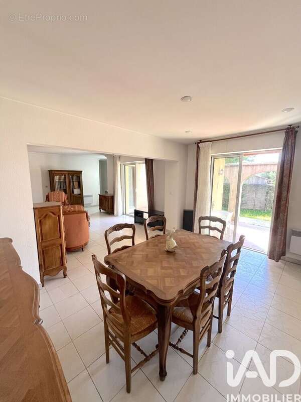 Photo 2 - Maison à LES ANGLES