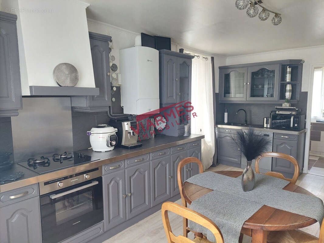 Maison à BELLOY-EN-FRANCE