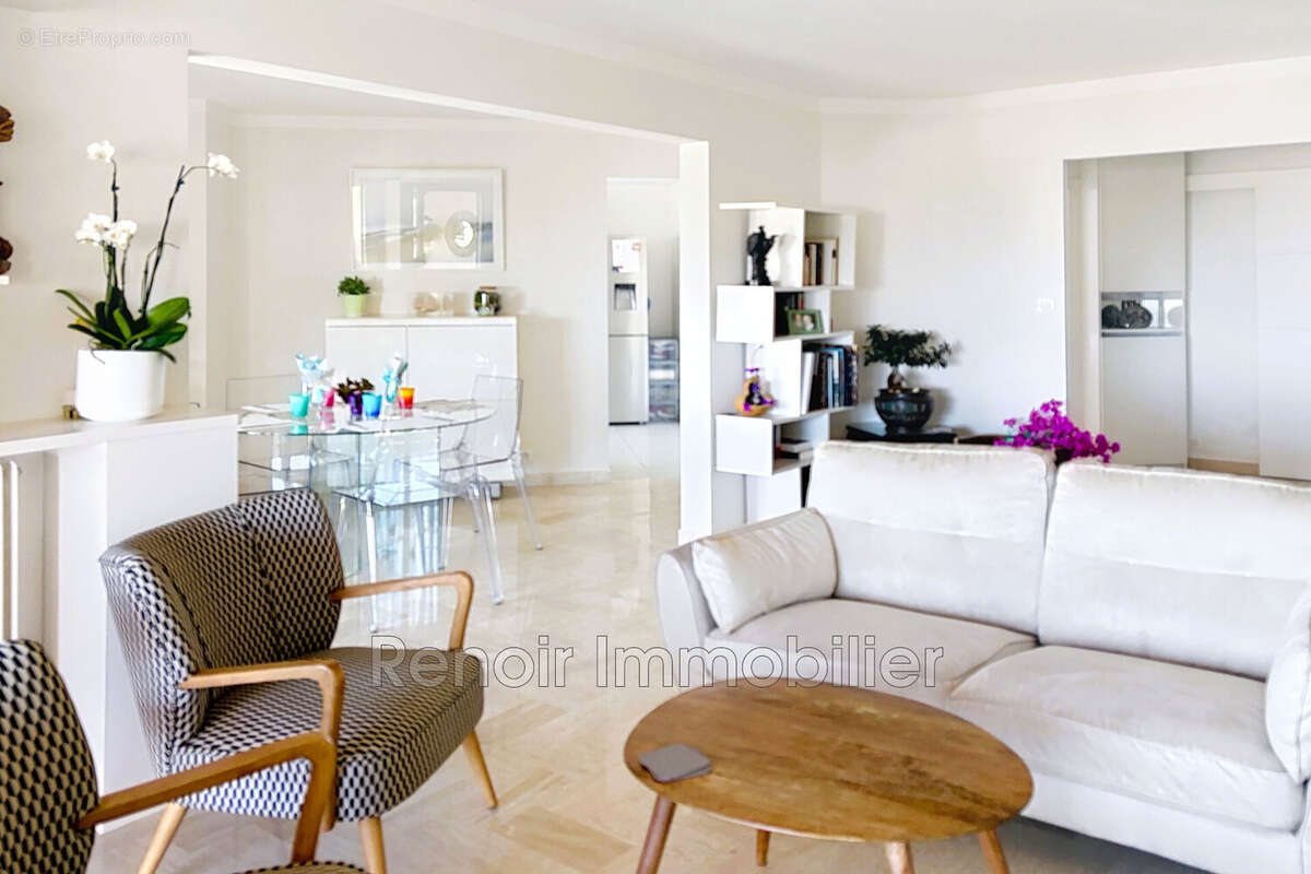 Appartement à CAGNES-SUR-MER