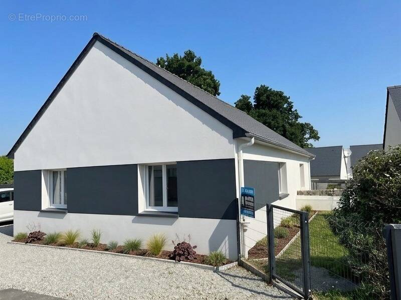 Maison à LOCMARIA-GRAND-CHAMP