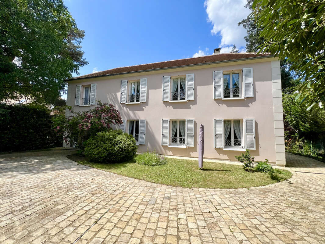 Maison à MONTFORT-L&#039;AMAURY