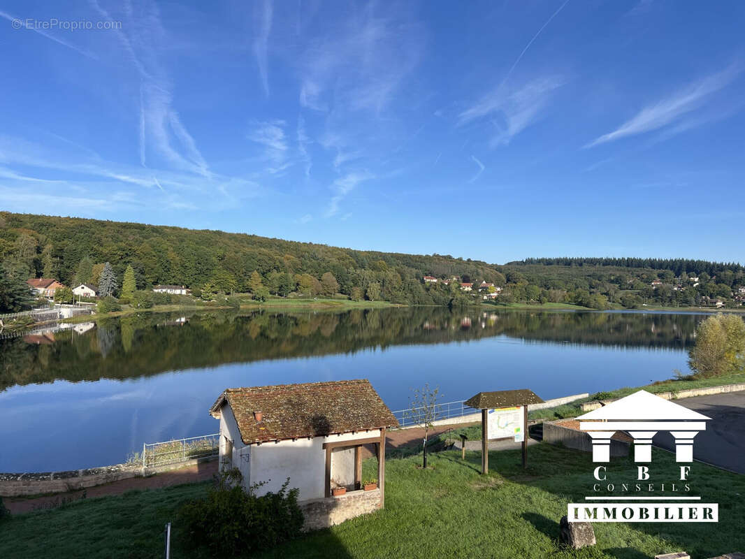 Appartement à SAINT-SERNIN-DU-BOIS