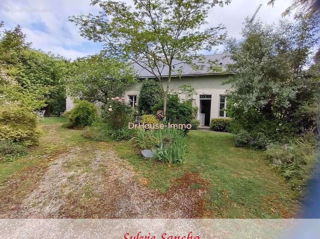 Maison à PELLEVOISIN