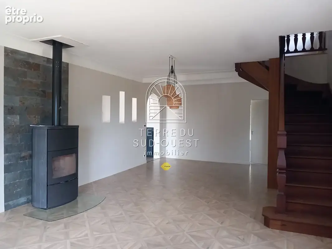 Maison Labastide-Monréjeau 7 pièces 234 m2 - photo 4