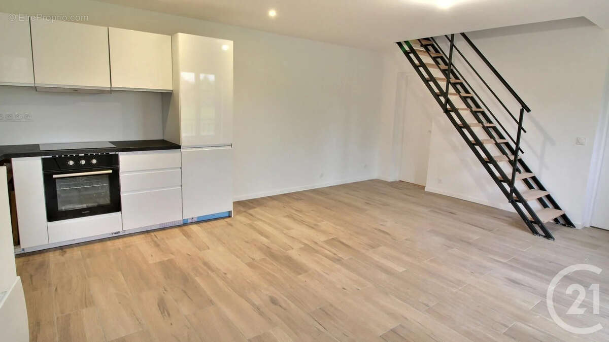 Appartement à FETERNES