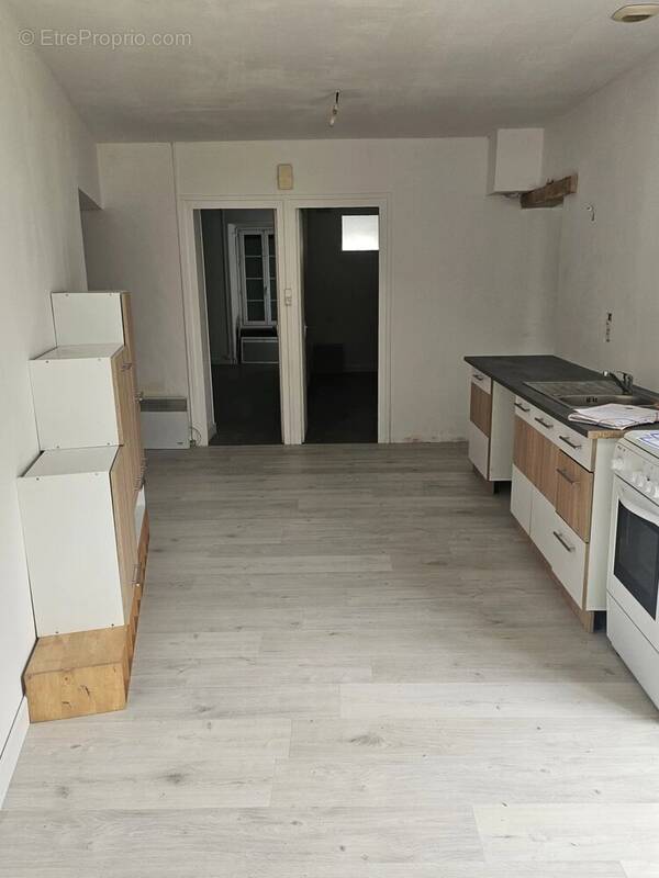 Maison à COMMEQUIERS