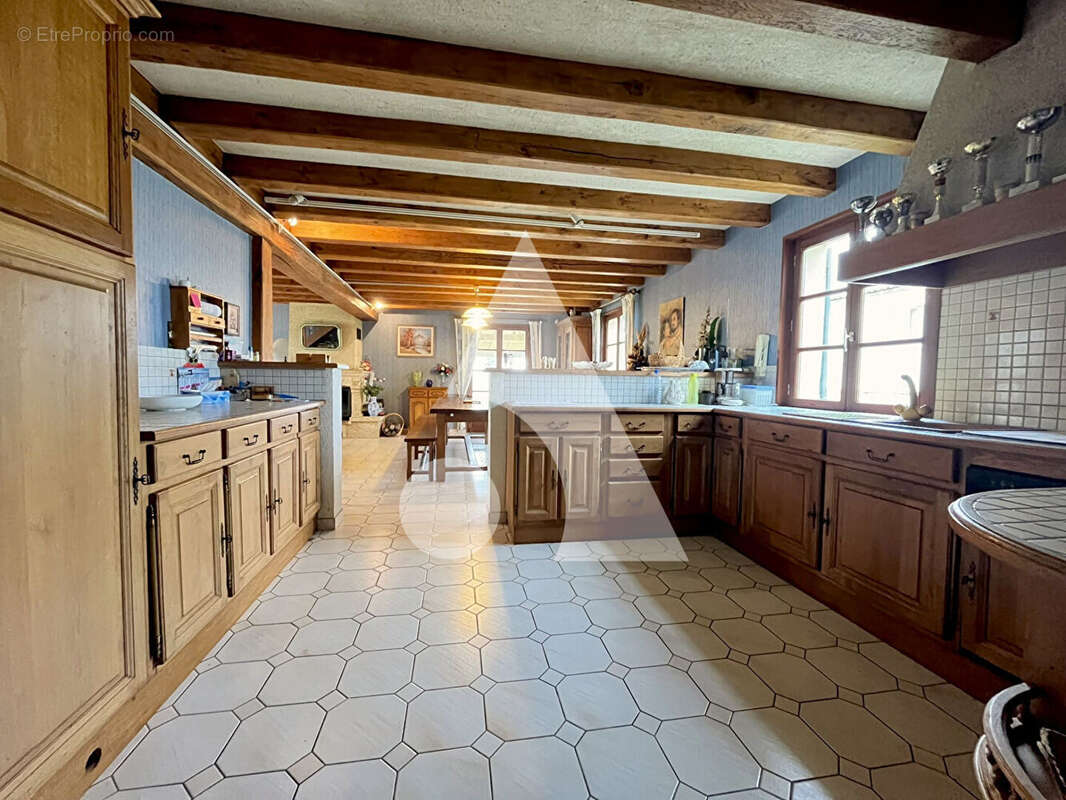 Maison à SAINT-SORNIN