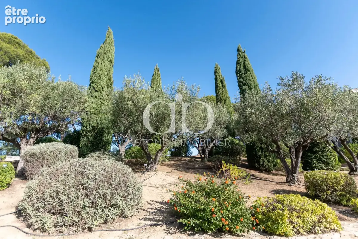 Propriete prestige sur les hauteurs de la cadiere d'azur - photo 11