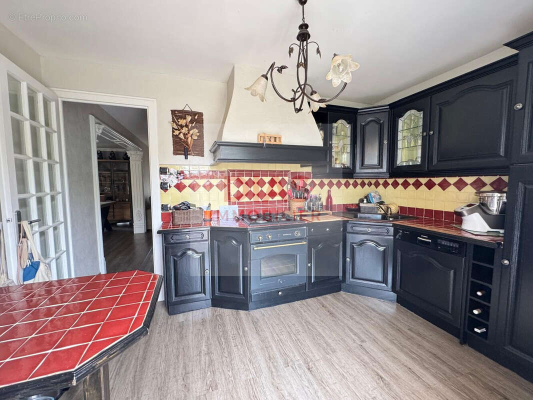 Maison à PONTAULT-COMBAULT