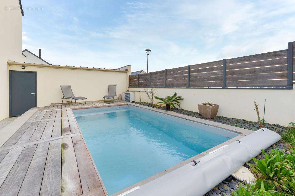 Maison à TREILLIERES