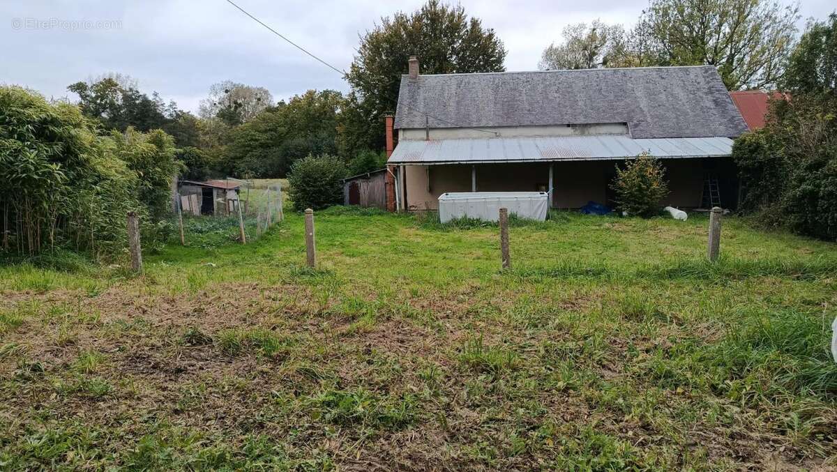 Maison à SAINT-SAMSON-DE-BONFOSSE
