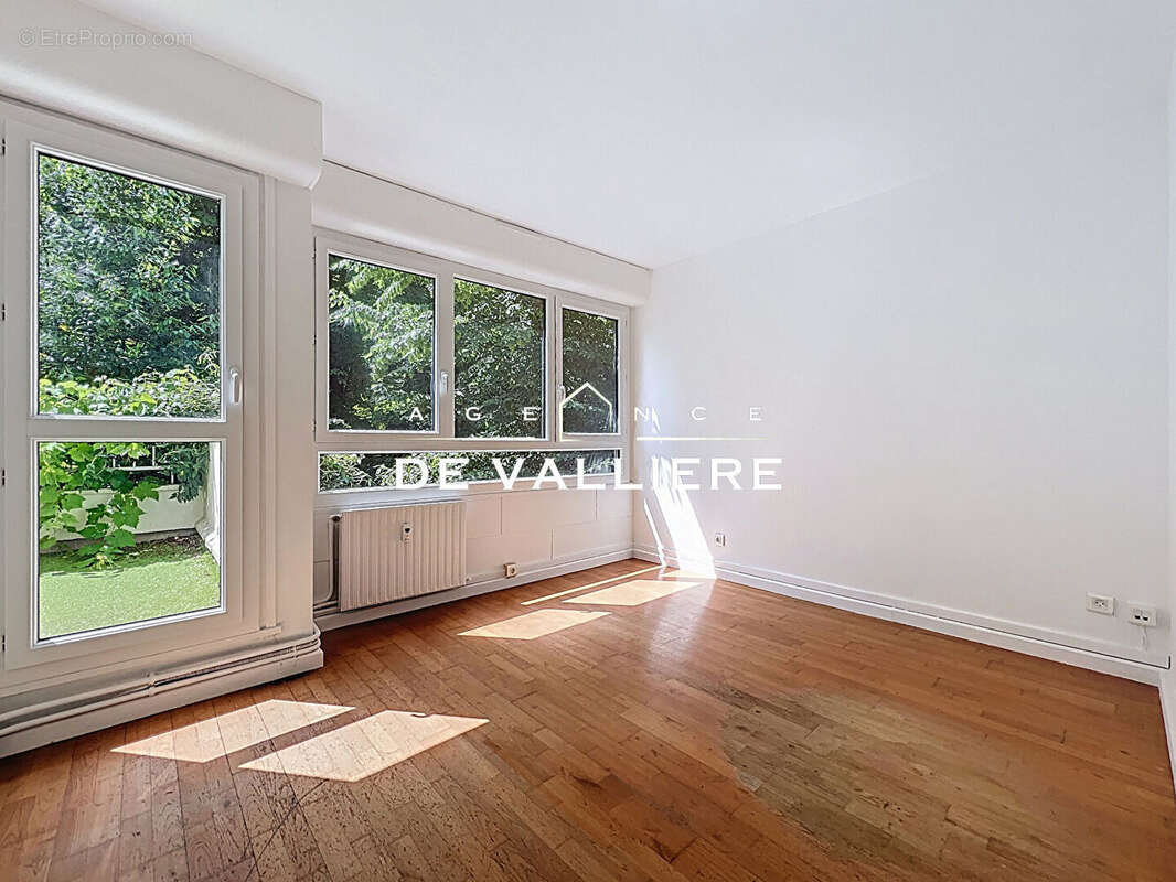 Appartement à NANTERRE
