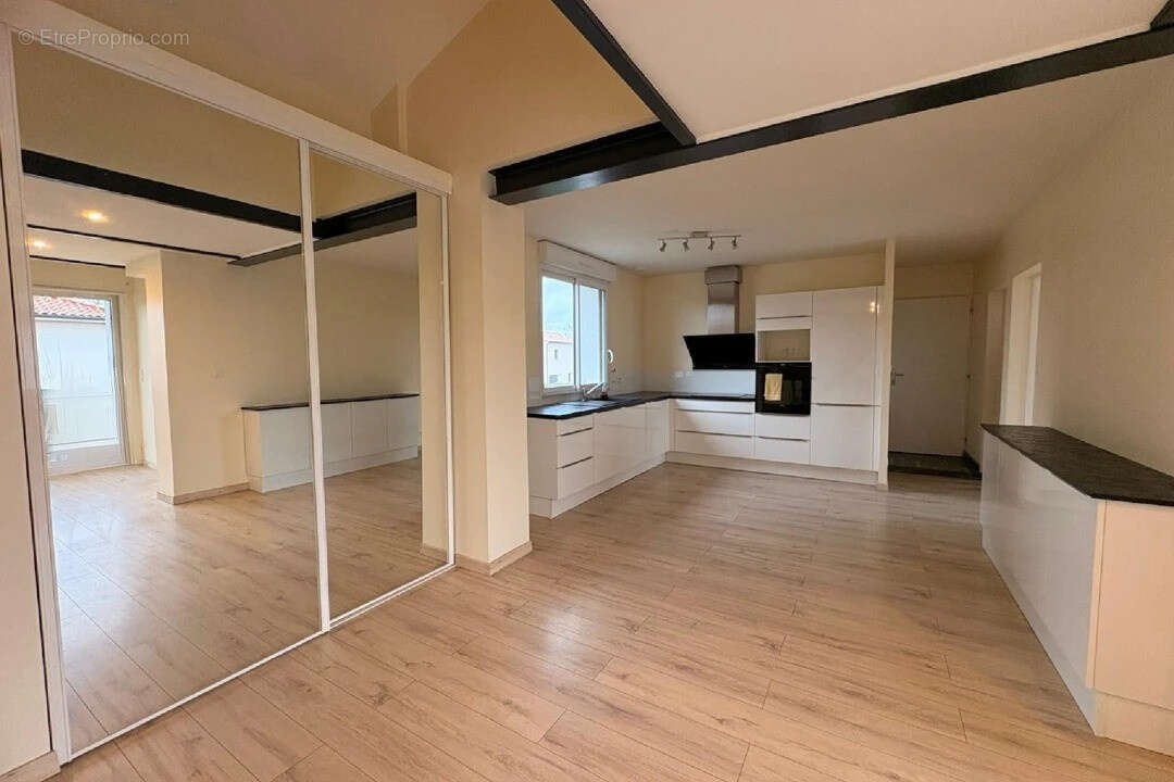 Appartement à LABEGE