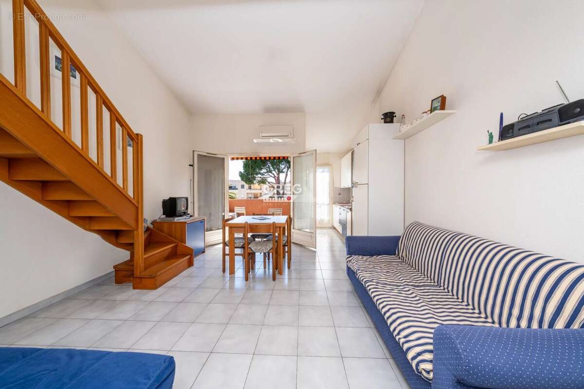 Appartement à VILLENEUVE-LOUBET